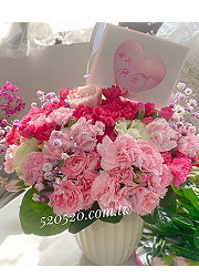 按此放大觀看花店超人氣花束